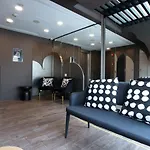 St Signature Bugis Beach