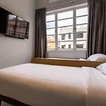 Ibis Budget Singapore Gold