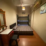 Backpacker Cozy Corner Guesthouse