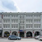 Bliss Hotel Singapore