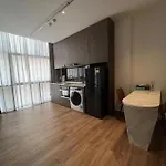 Kk Home - Bugis Service Apartment Suite