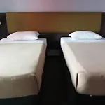 Strand Hotel