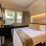 St Signature Bugis Beach, Short Overnight, 12 Hours, Check In 7Pm Or 9Pm