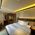 Dash Living Rochor