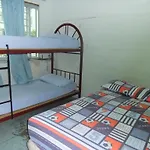 Hawaii Hostel