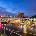 Two Bedroom In Chinatown Above Mrt
