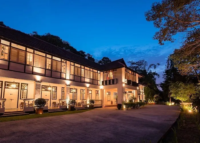 Labrador Villa (Adults Only)