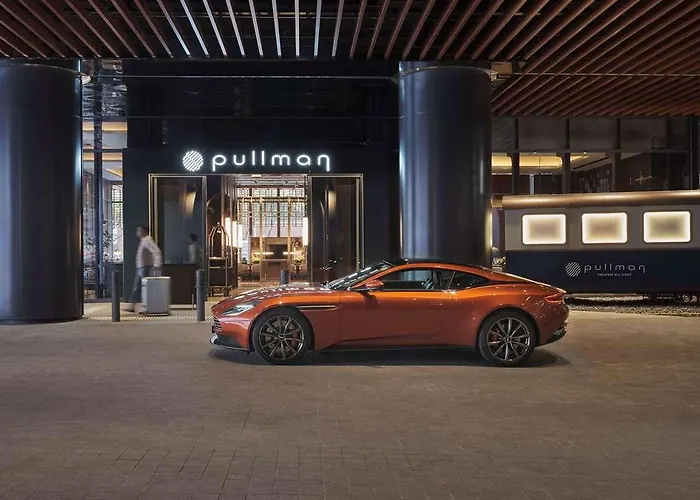 Pullman Singapore Hill Street