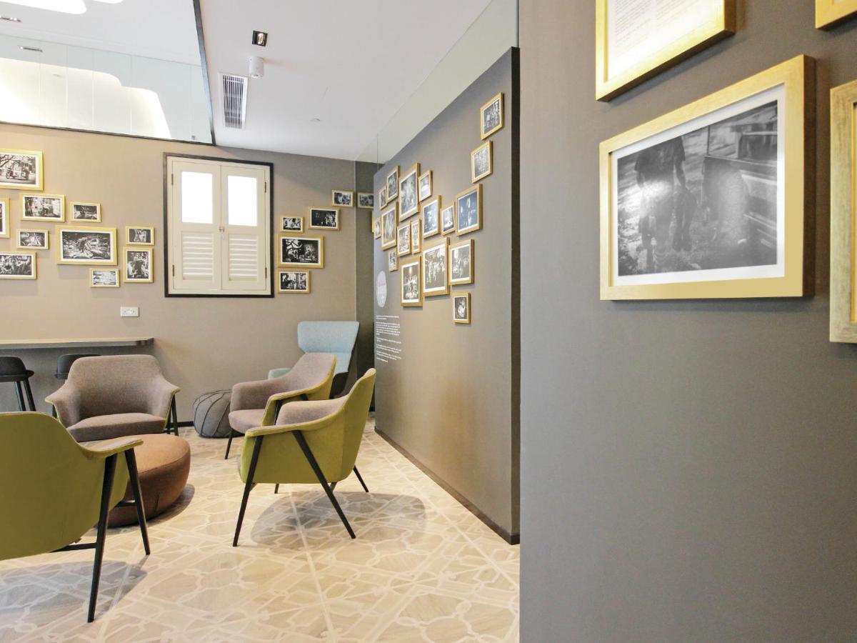 St Signature Jalan Besar 3* Singapore