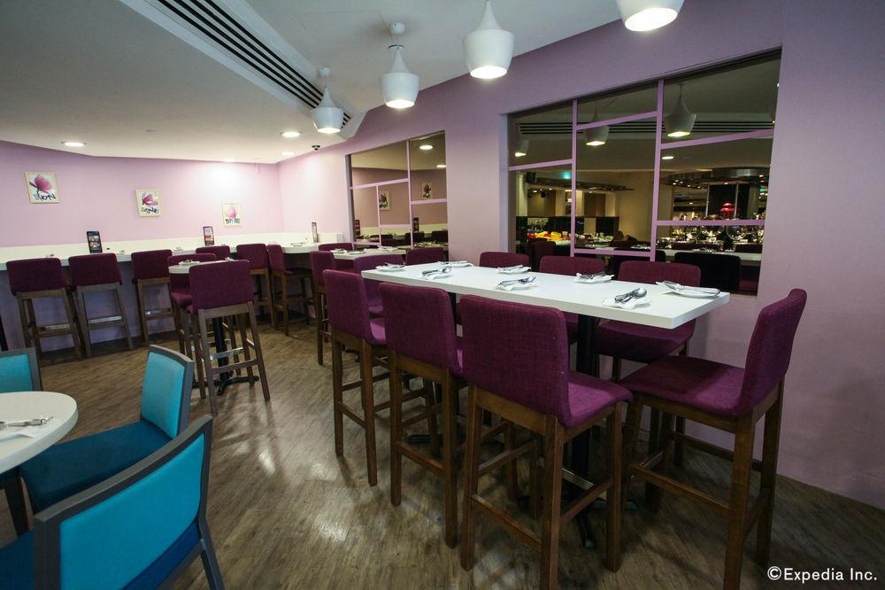 Furama City Centre 4*