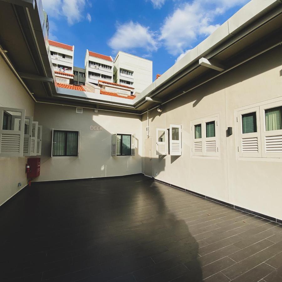 St Signature Jalan Besar 3* Singapore