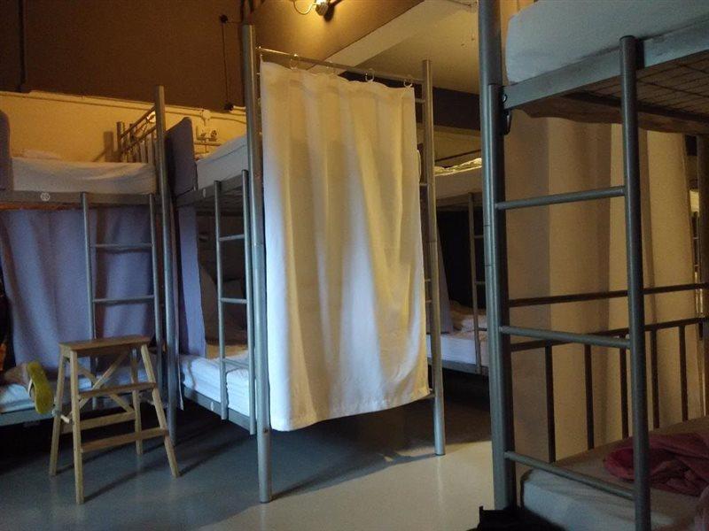 Royal Hostel *
