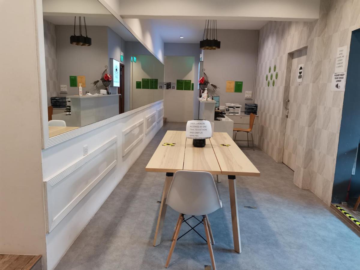 Q Loft At Bedok Hotel