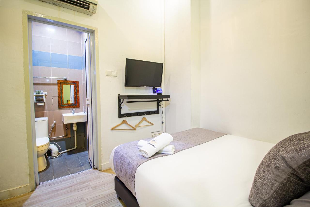Q Loft Hotels@geylang 3* Singapore