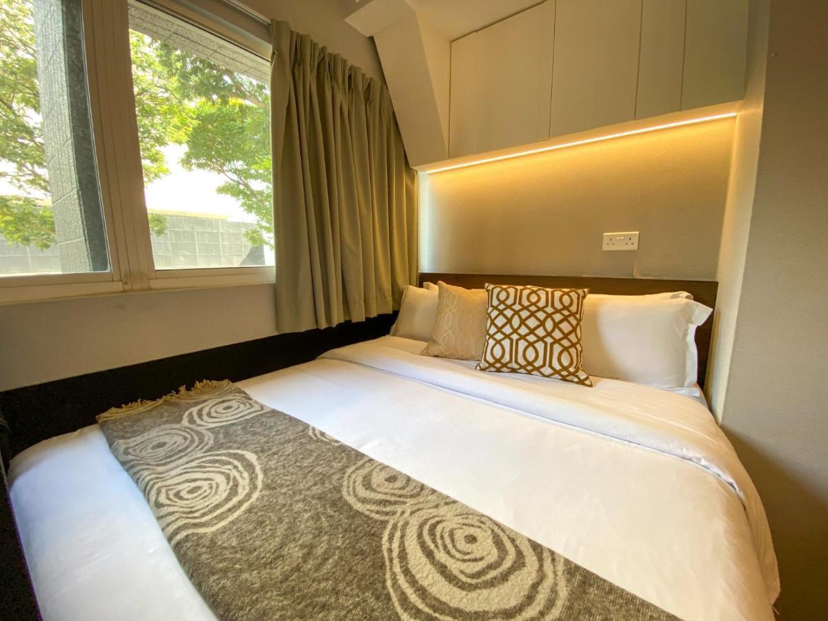 St Signature Bugis Beach, Short Overnight, 12 Hours, Check In 7pm Or 9pm Hotel