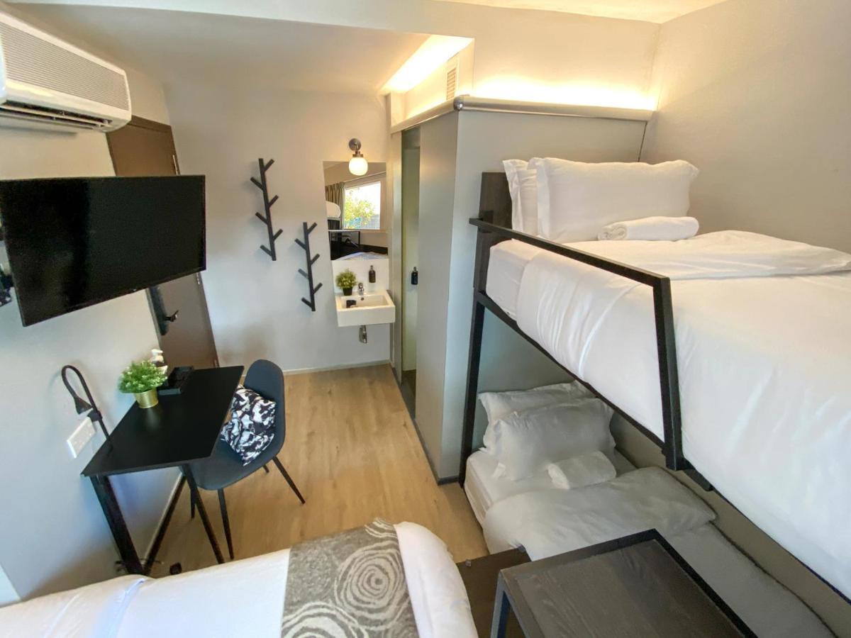 St Signature Bugis Beach, Short Overnight, 12 Hours, Check In 7pm Or 9pm Hotel