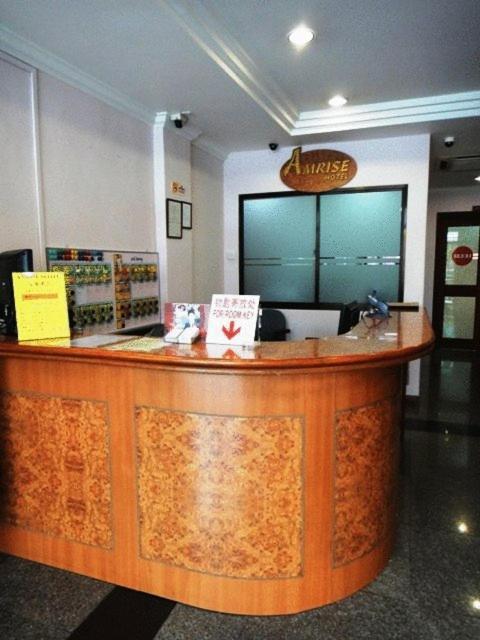Hotel Amrise Singapore