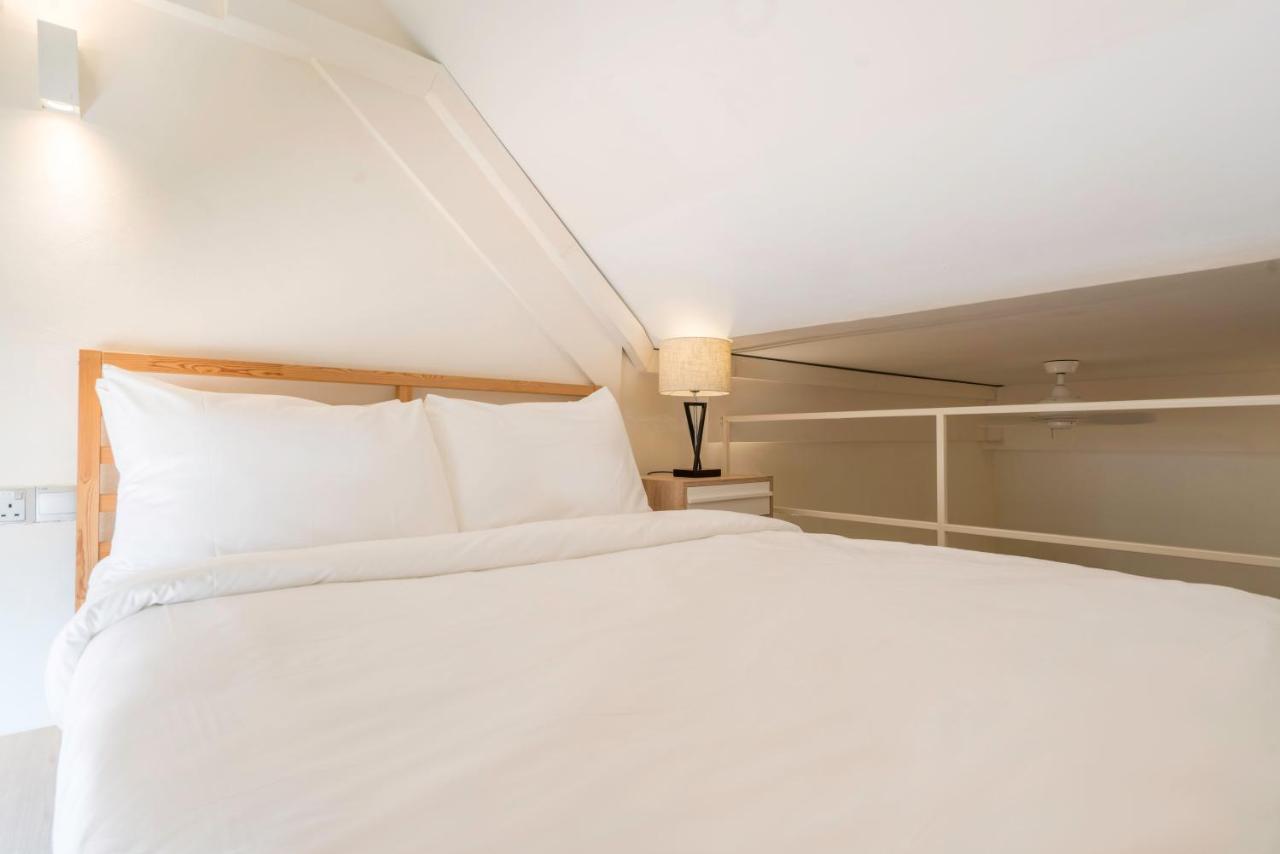 South Buona Vista Loft Studio Suites Serviced *