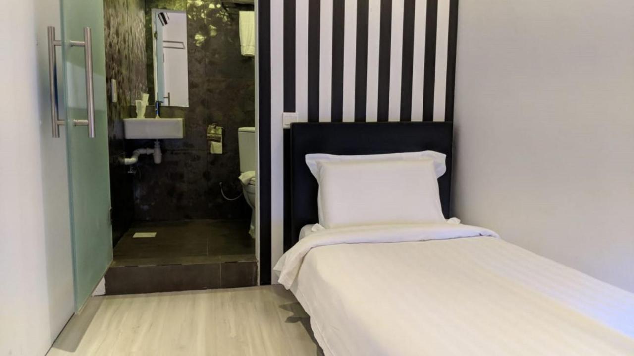 Calmo Chinatown Hotel Singapore