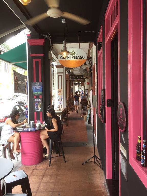 Hostel Five Stones Singapore