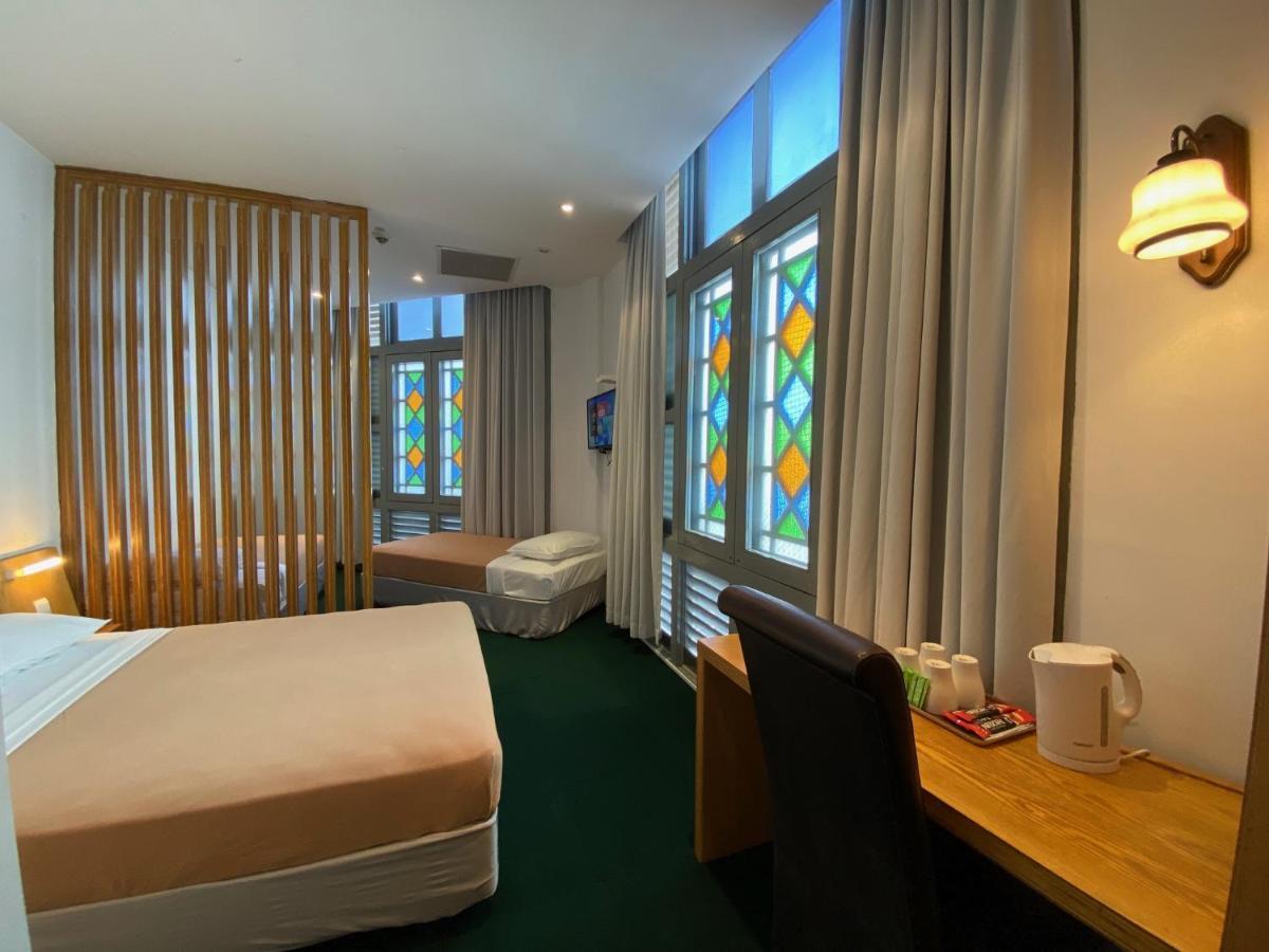 Mayo Hotel 3*