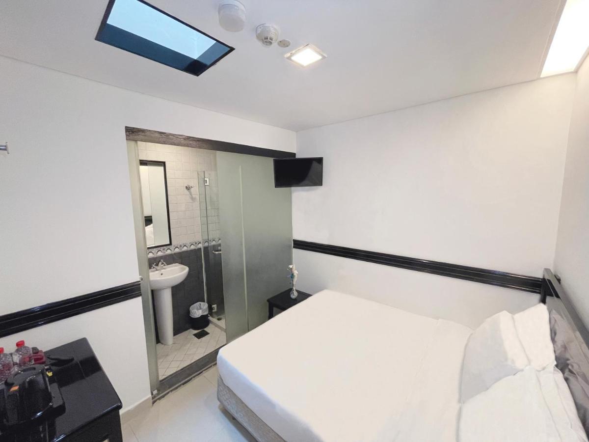 The Snooze Marine Parade 3*