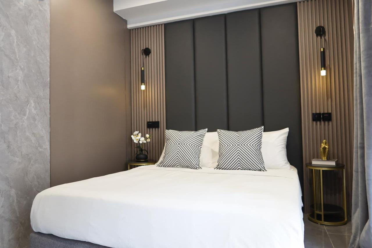 Recharge & Apartemen Singapore