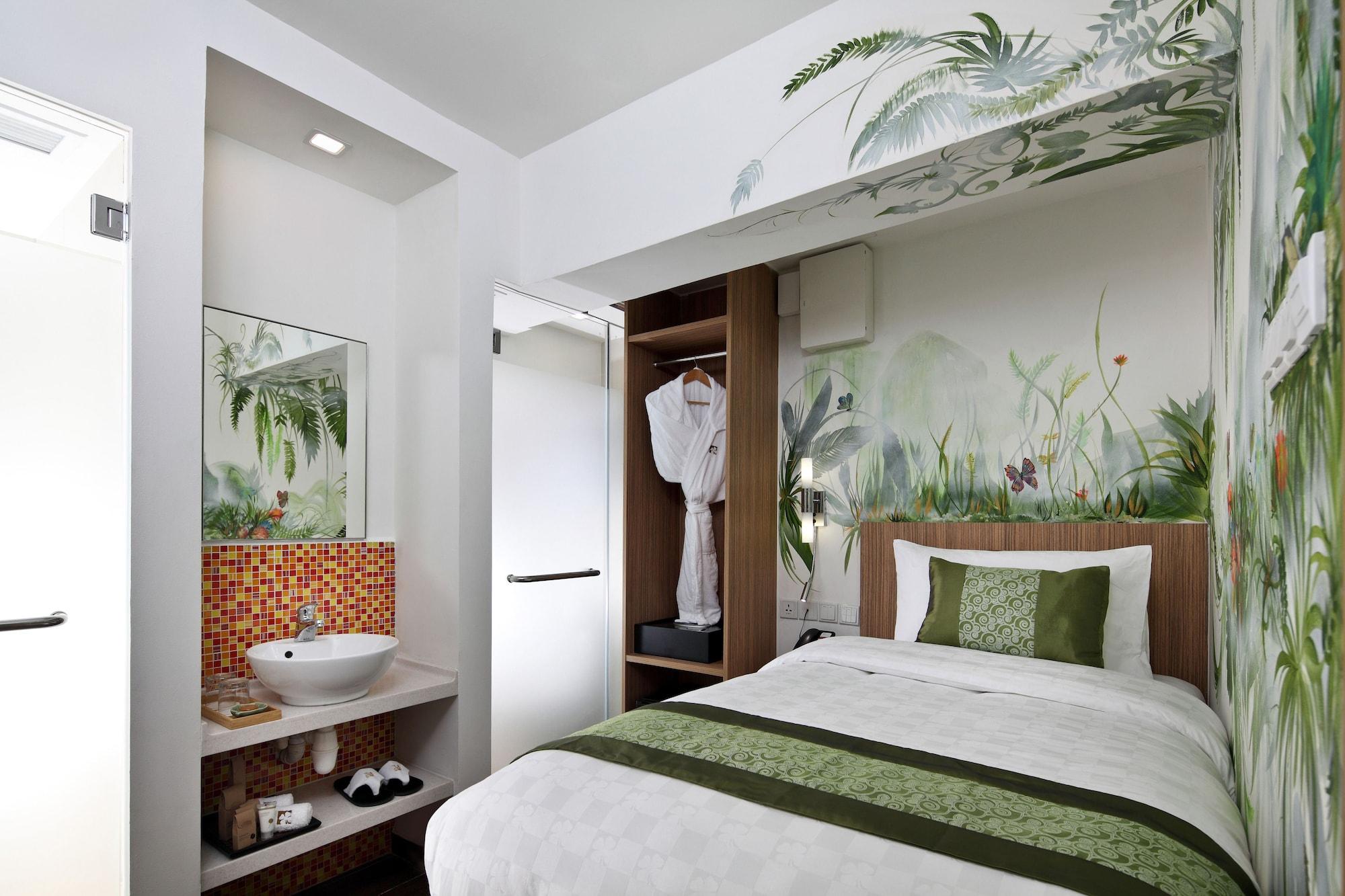 Hotel Clover The Arts 3*