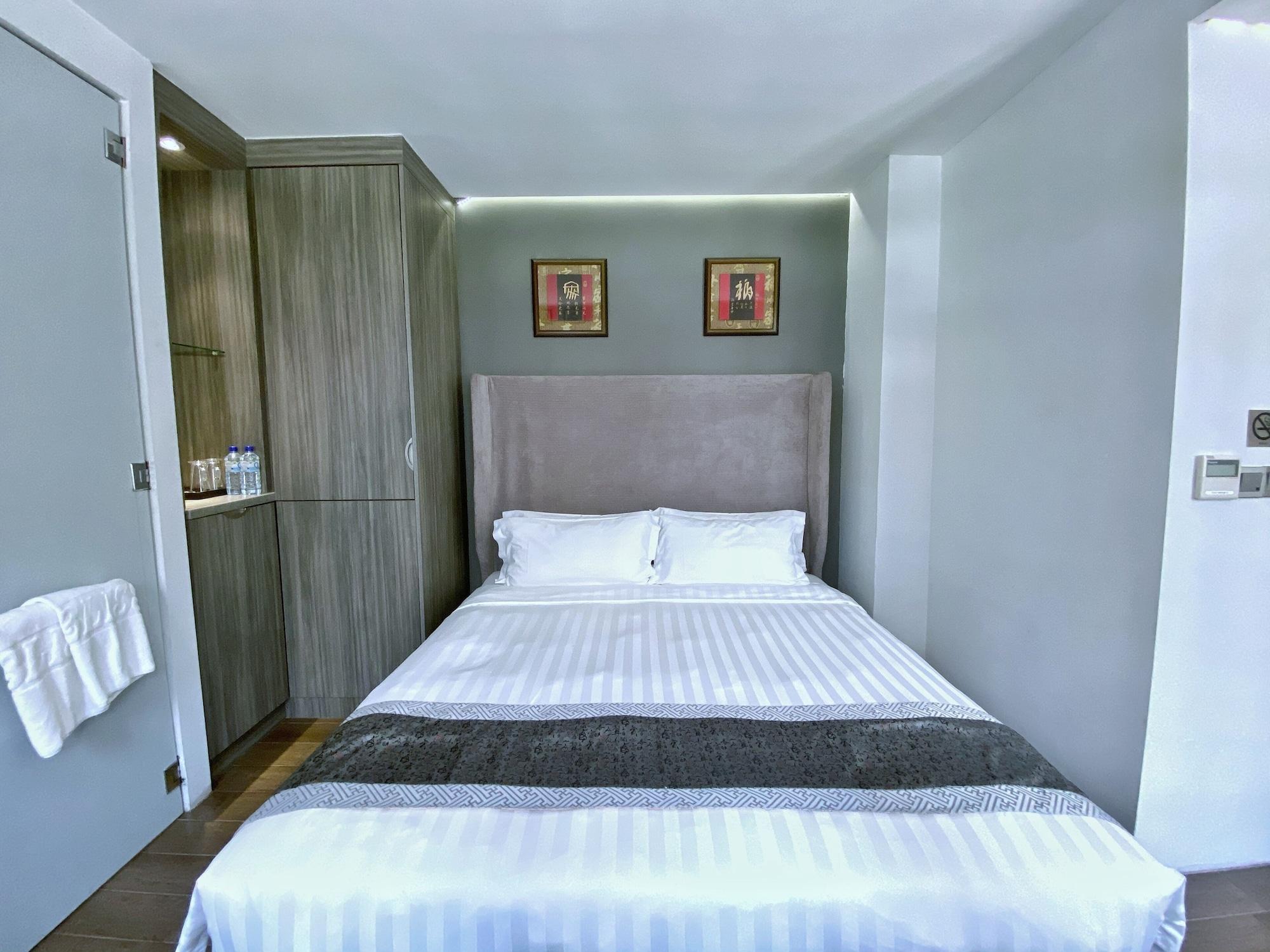 Bliss Hotel Singapore