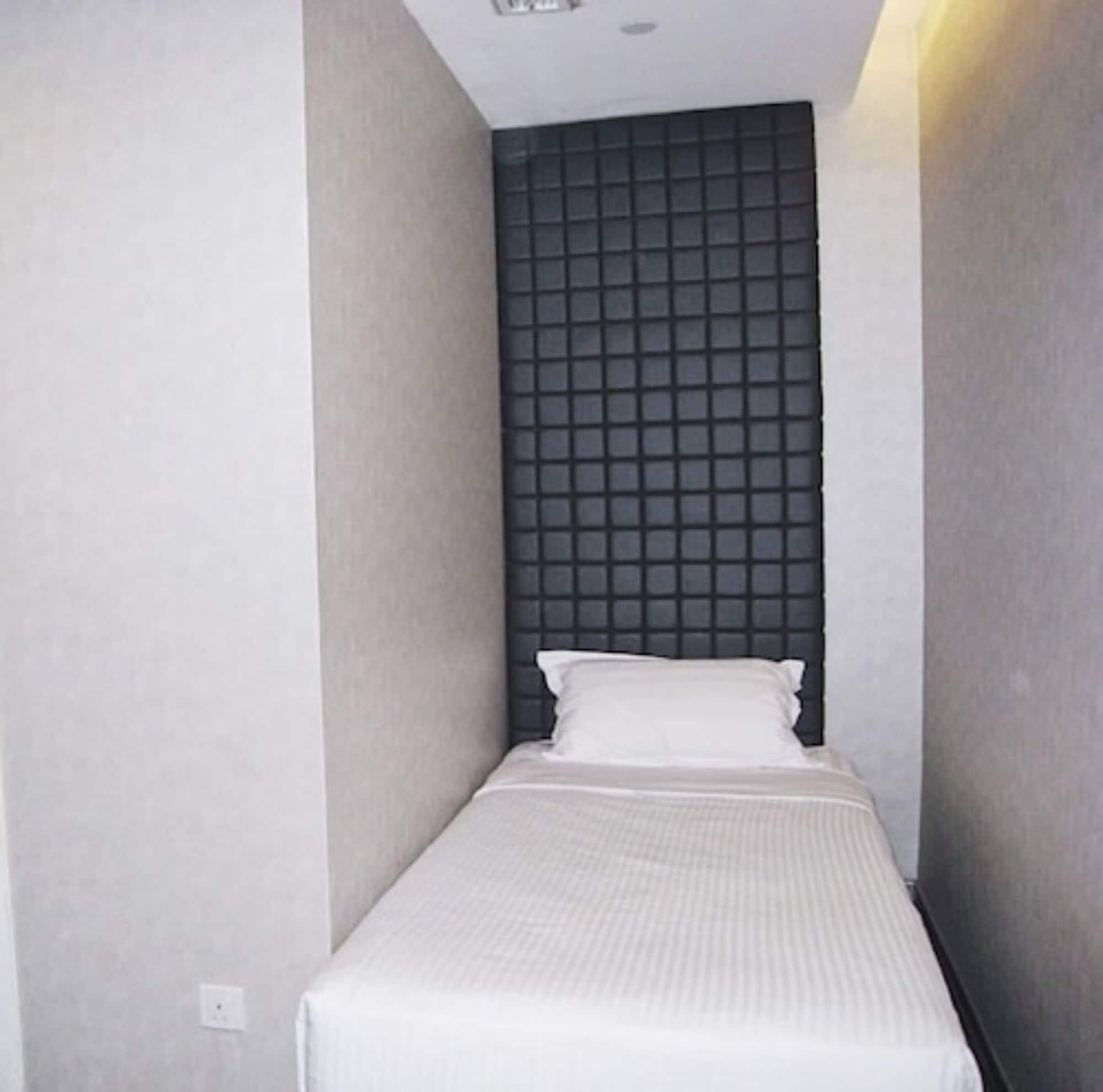 Hotel Re! @ Pearl's Hill