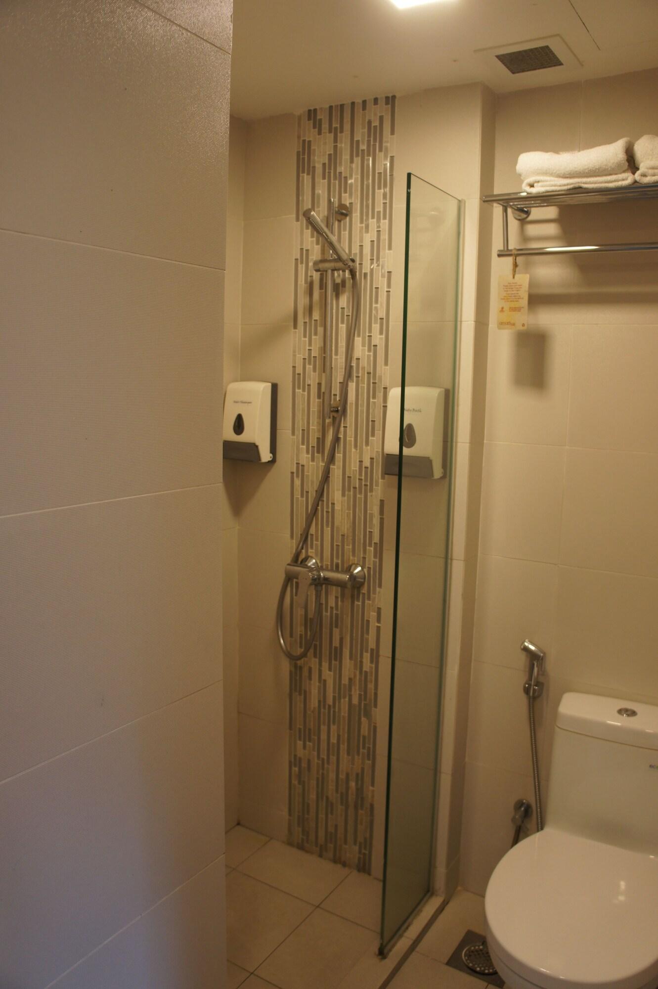 Hotel Amaris By Santika, Bugis - Singapore