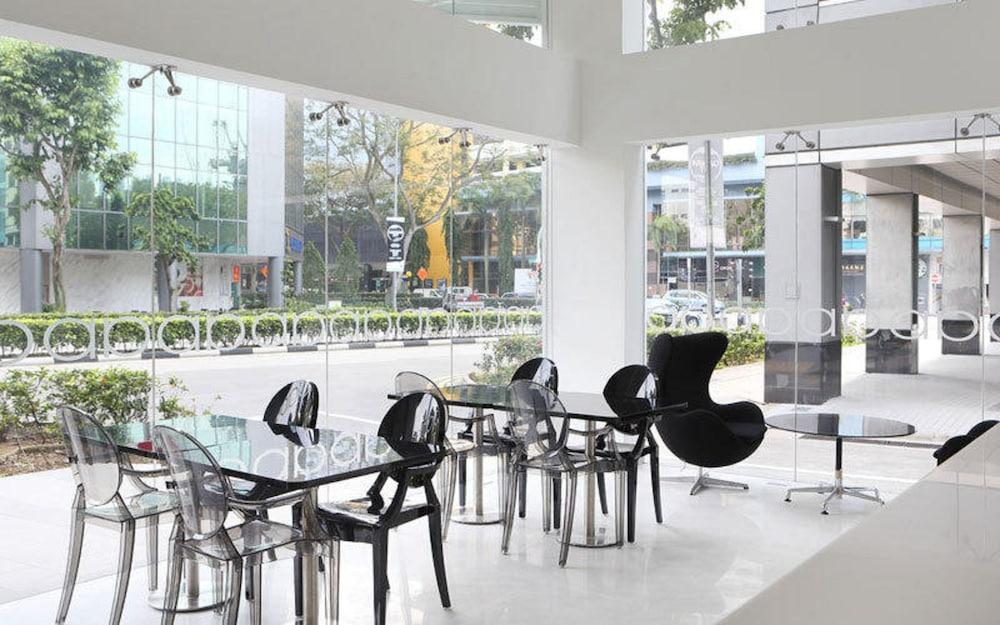 Amaris By Santika, Bugis -