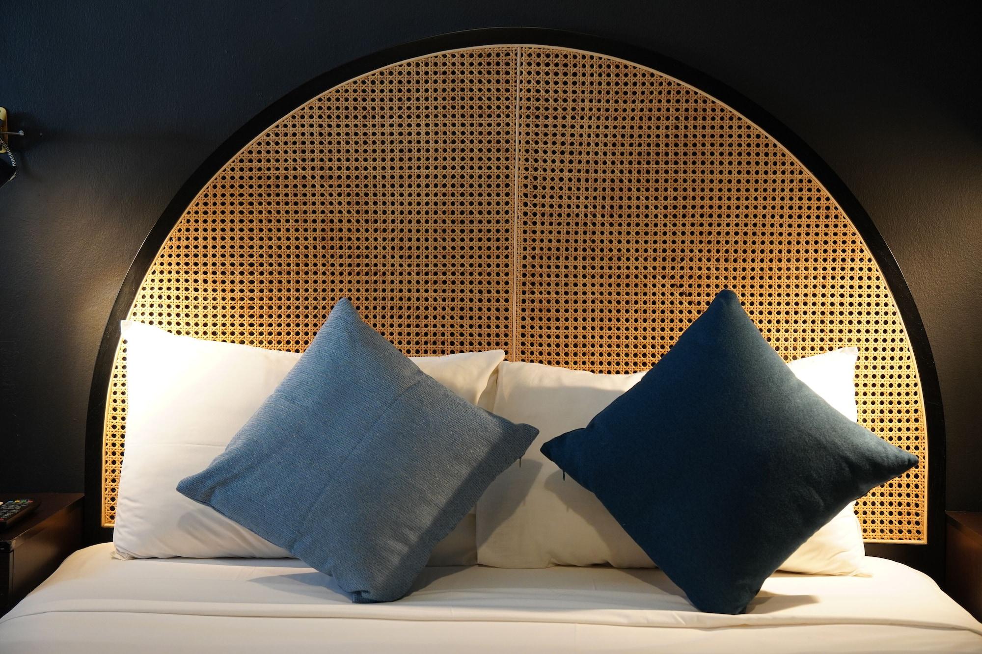 Check-Inn At Little India 3*