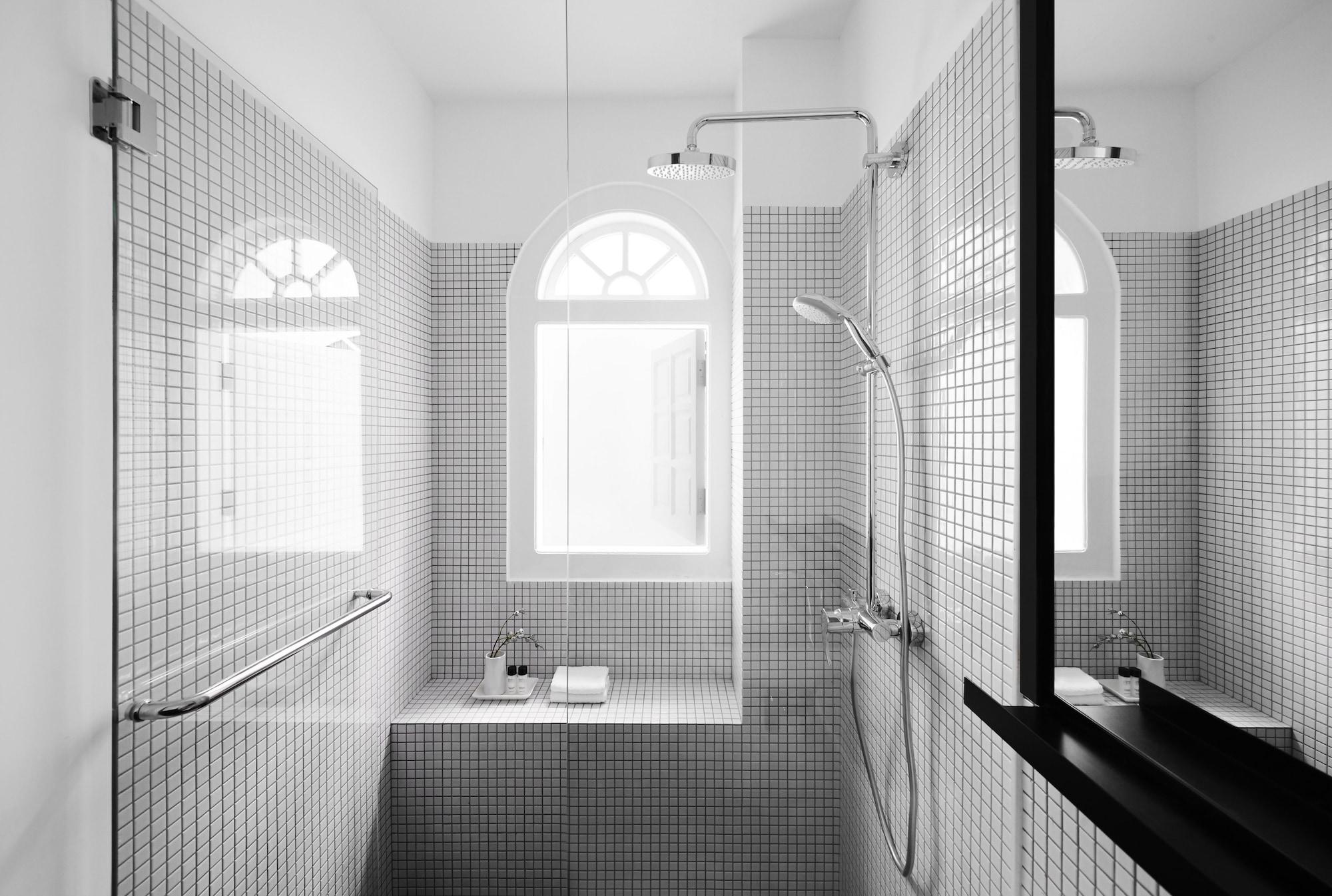 Mono Hotel 3*