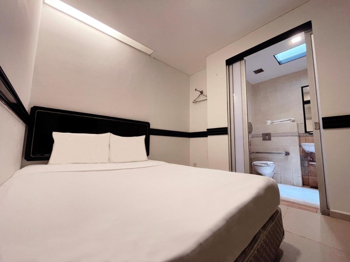 The Snooze Marine Parade Hotel 3*