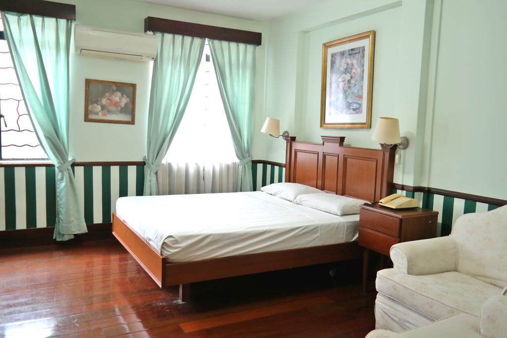 Sloane Court Singapore