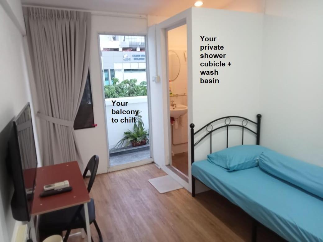 Homestay Semi-ensuite W Balcony For Locals, Pr, Ep, Sp Holders Only, Not Tourists Singapore