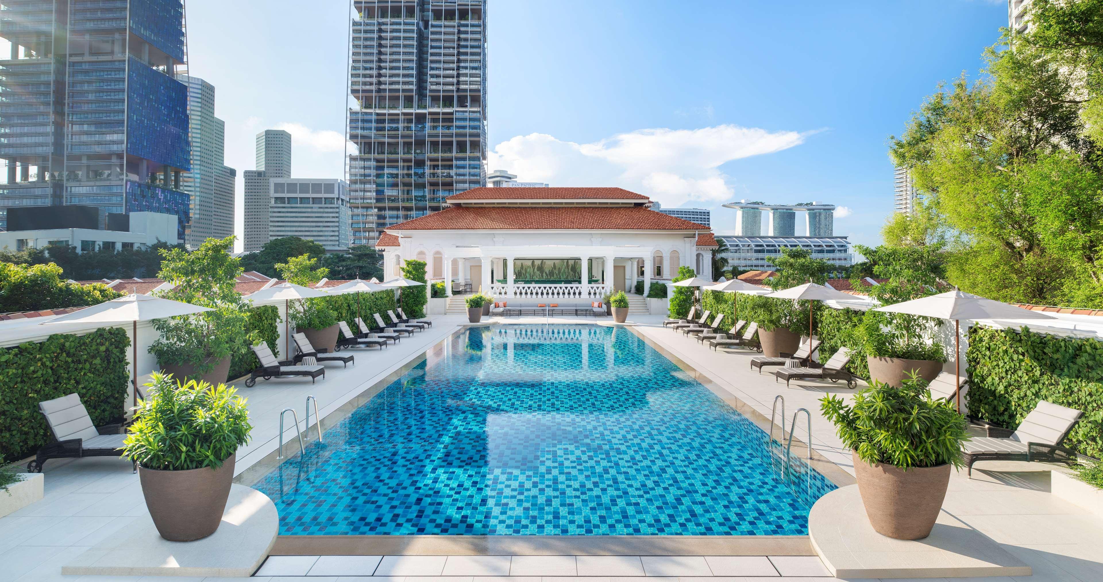 Raffles Hotel 5*