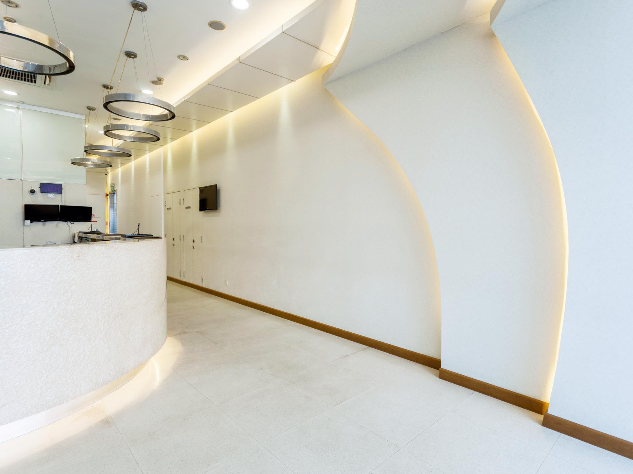 81 Elegance 2* Singapore