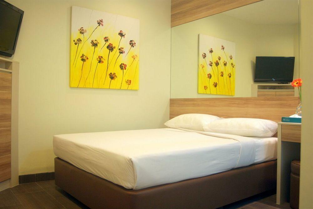 Hotel 81 Dickson Singapore