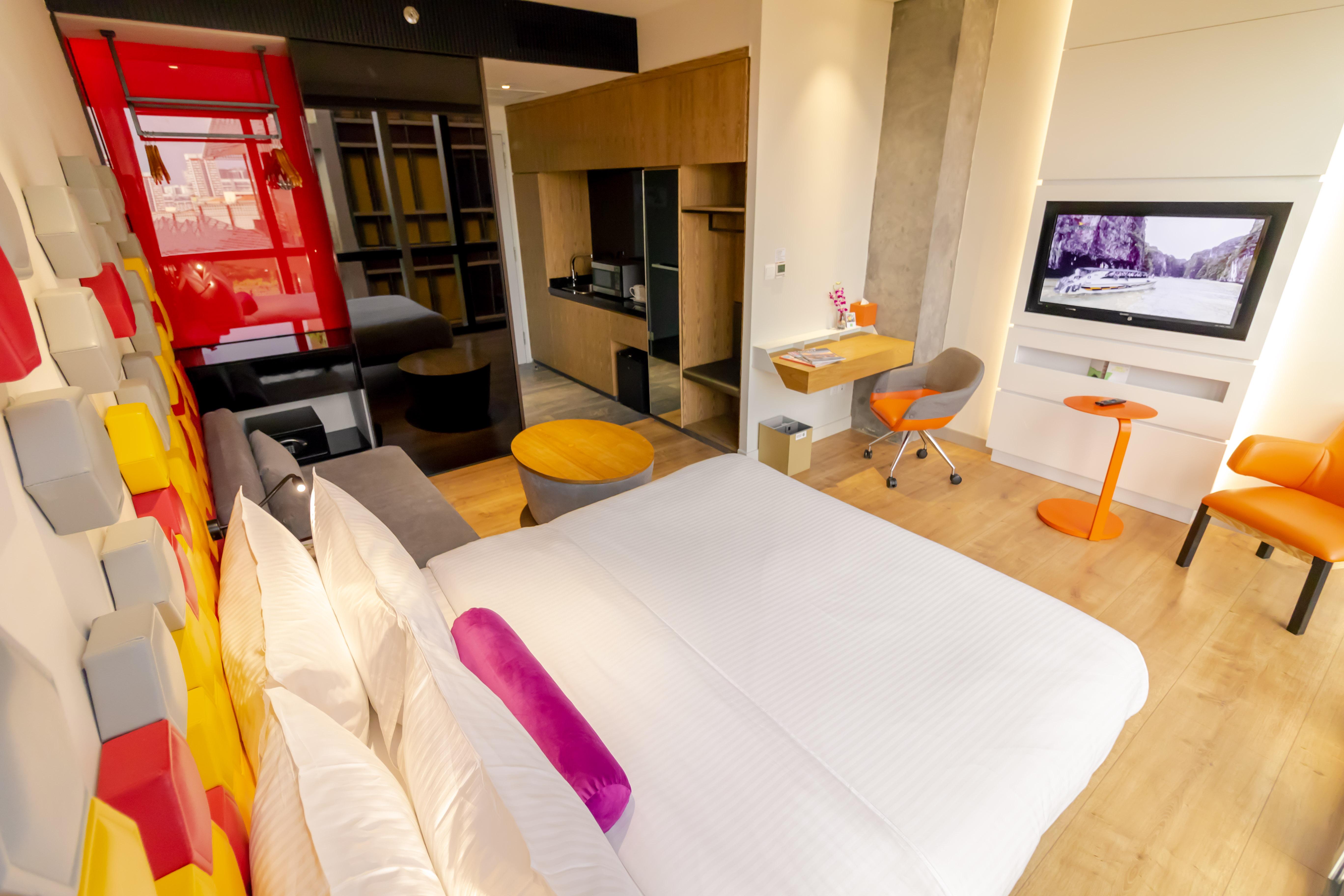 Ibis Styles On Macpherson Hotel 4*