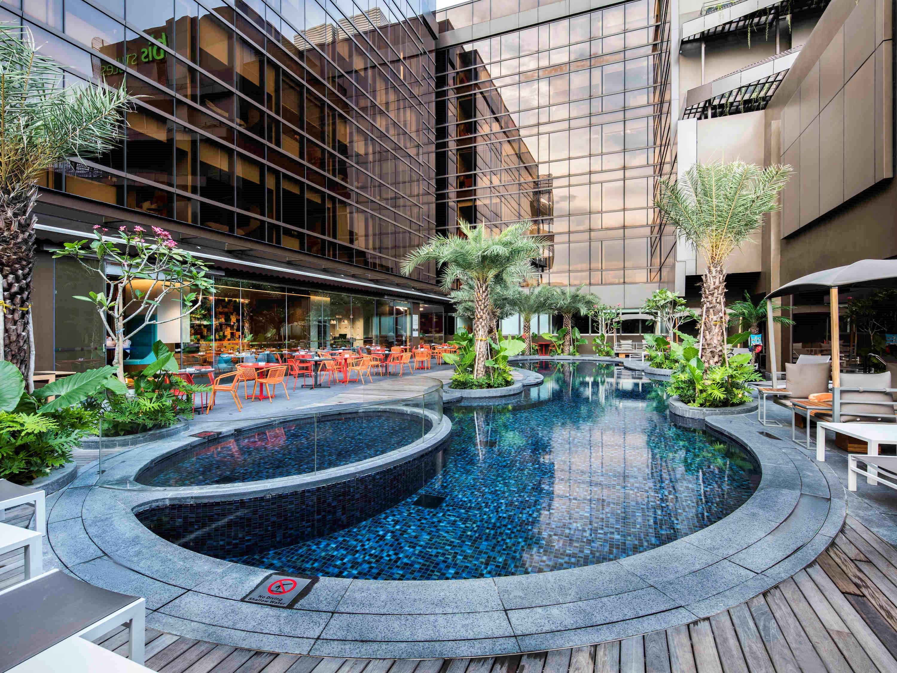 Ibis Styles On Macpherson Hotel 4*