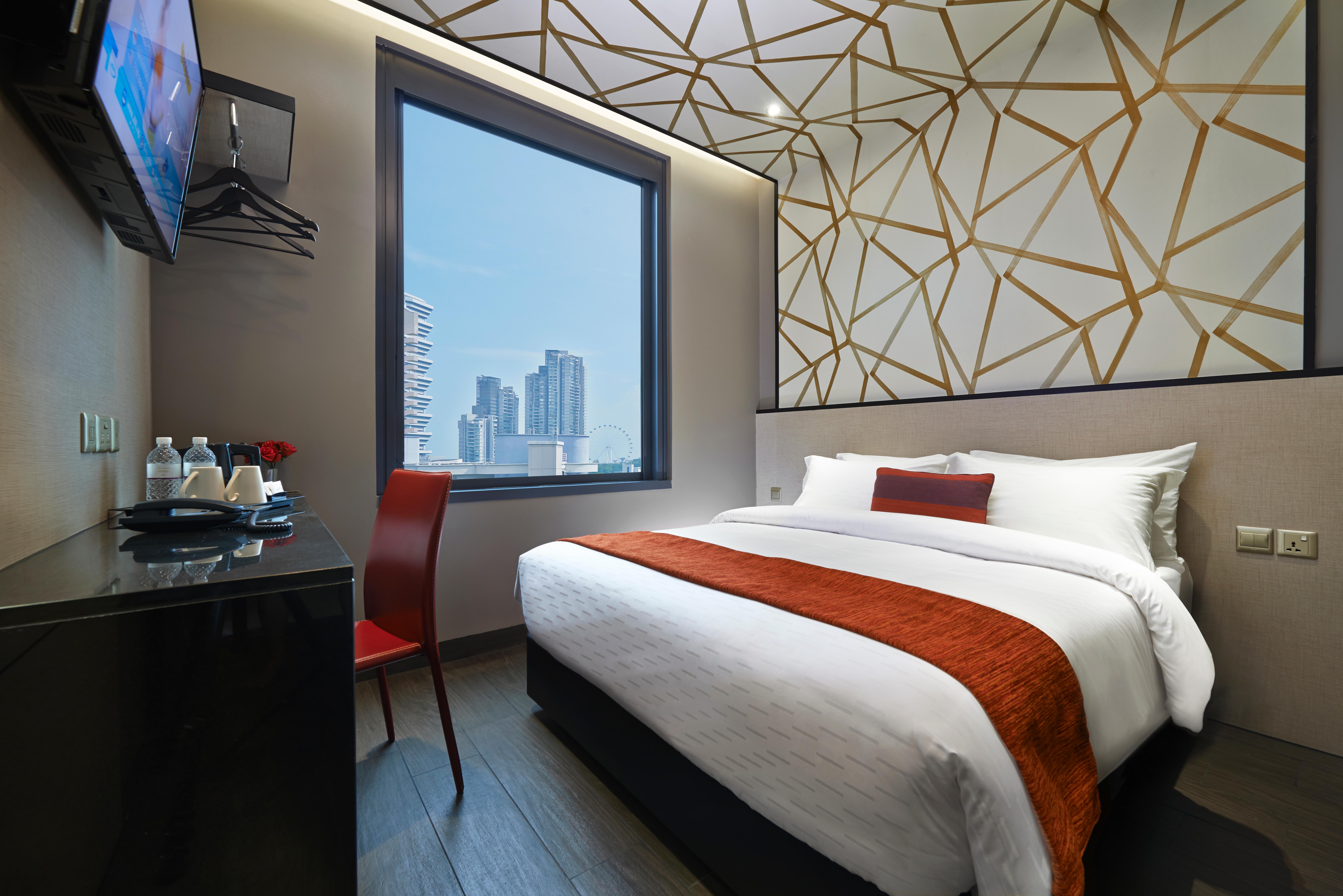 Boss Hotel 4*