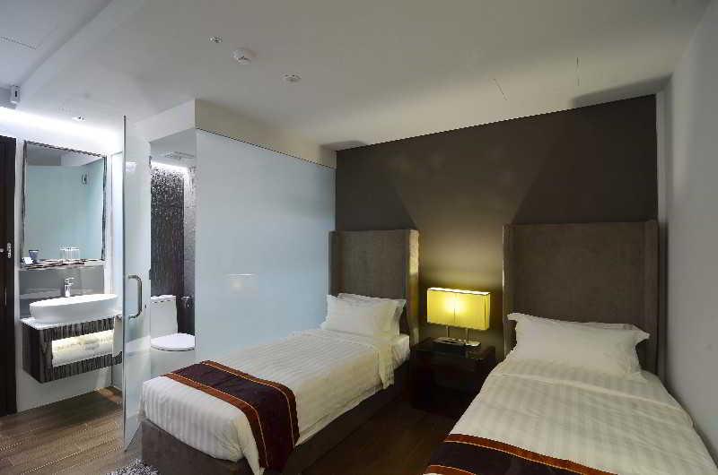 Hotel Bliss Singapore