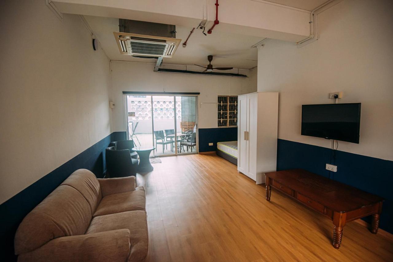 Bluewaters Pods 38 Hongkong St Asrama