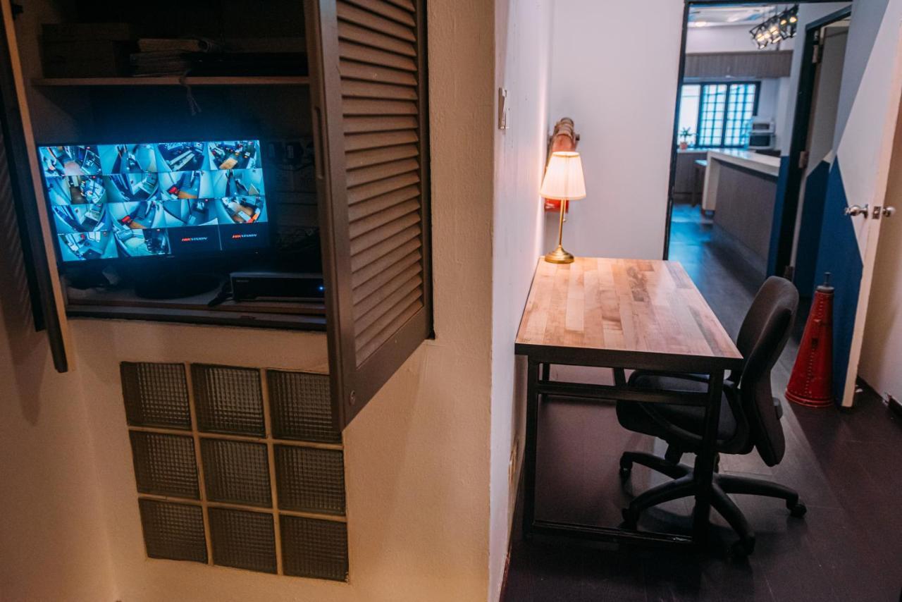 Bluewaters Pods 38 Hongkong St Asrama