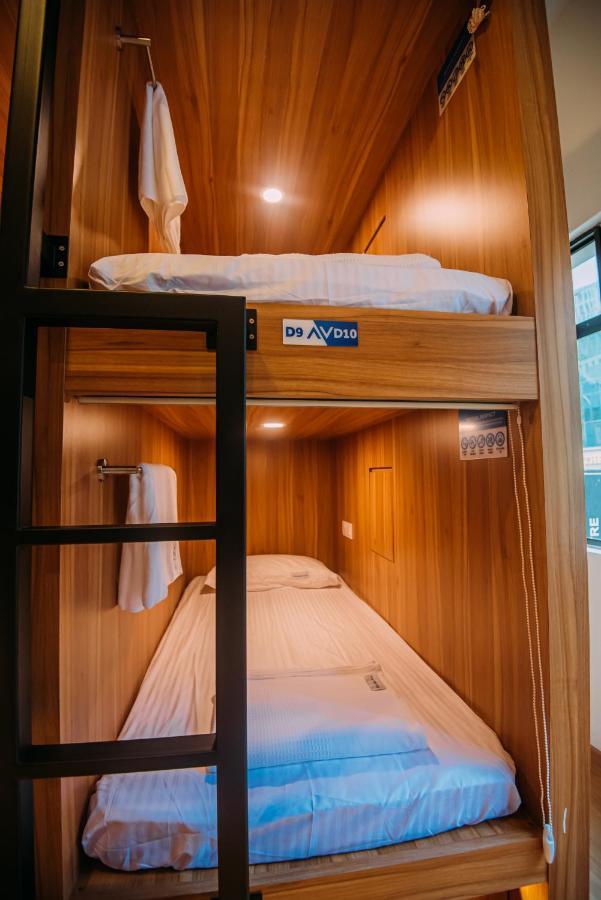 Bluewaters Pods 38 Hongkong St Asrama *