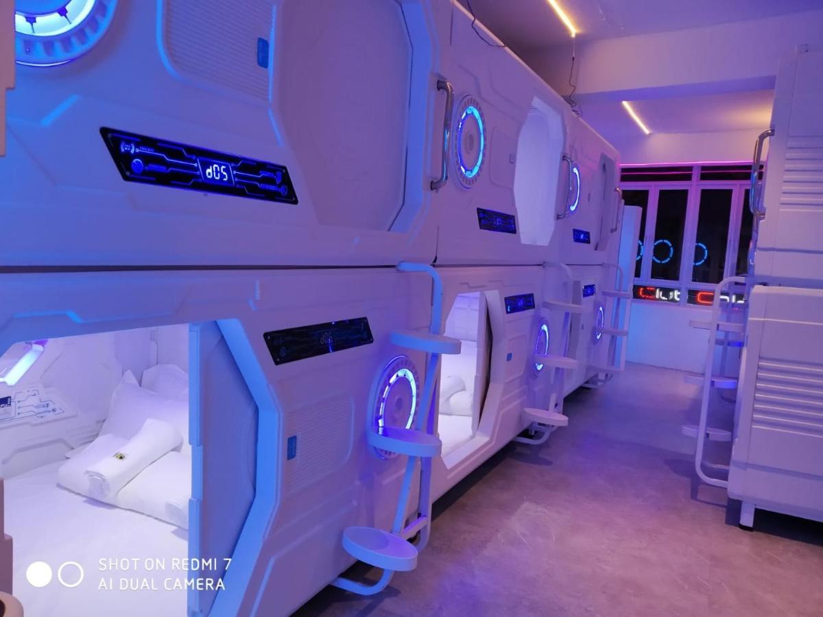 Galaxy Pods Capsule Boat Quay Capsule hotel