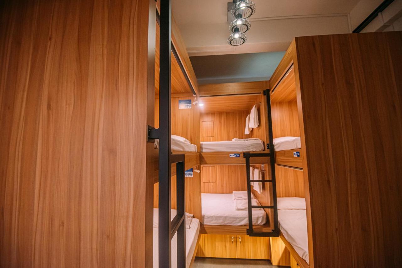 Bluewaters Pods 38 Hongkong St Asrama *