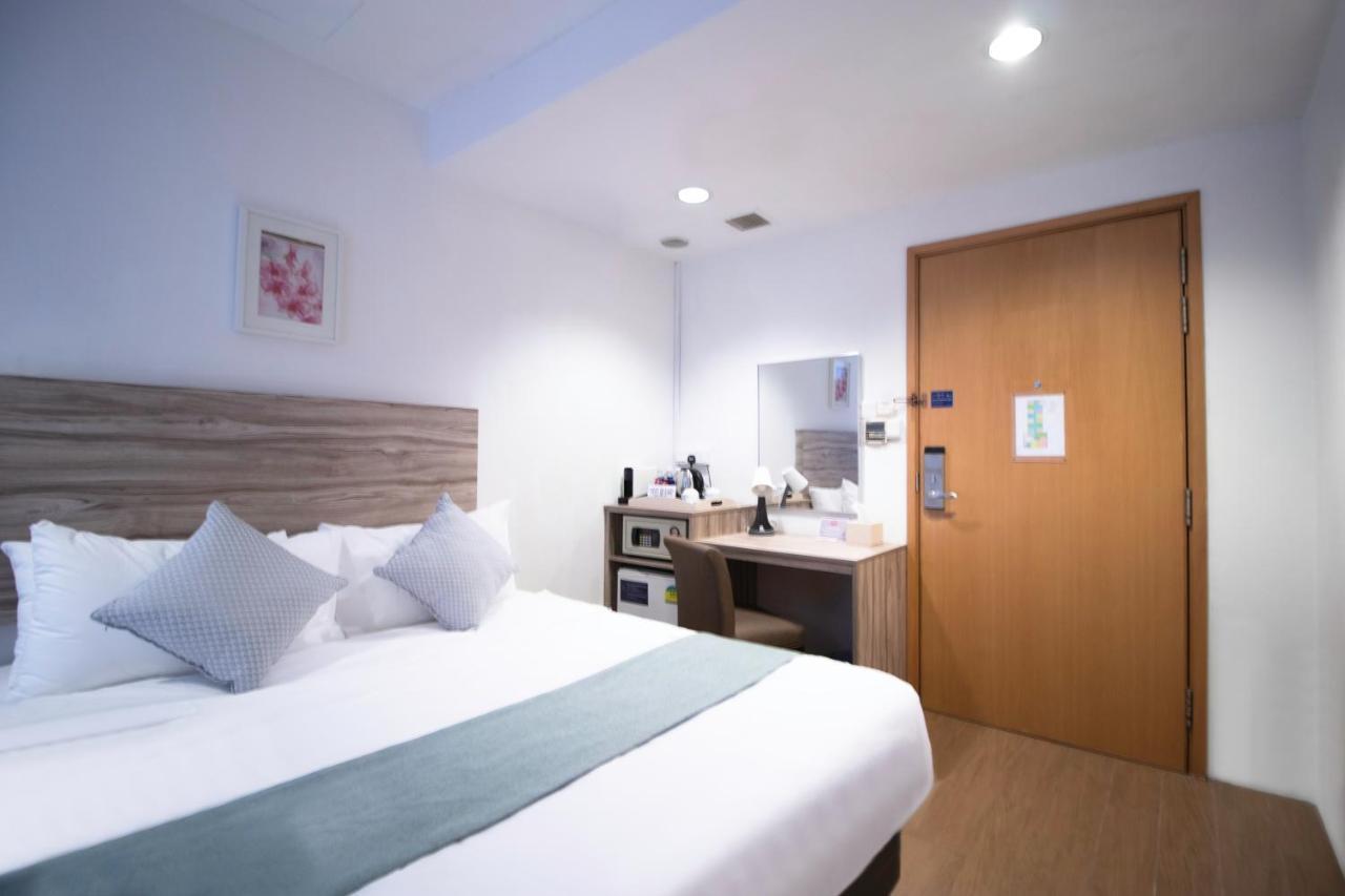 Victoria A Nuve Group Collection 3* Singapore